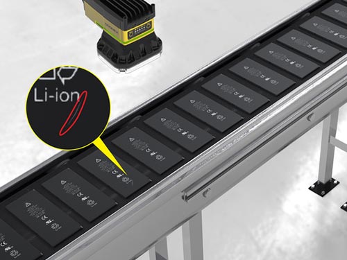 Cognex Inspektion Phone-battery-on-conveyor